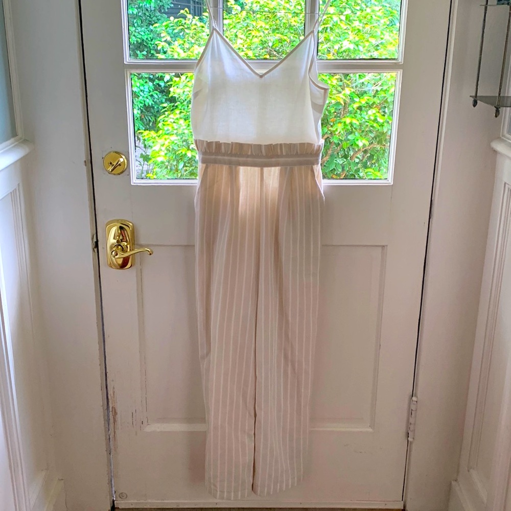 linen jumpsuit, never been worn, pockets